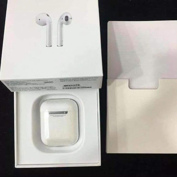 AIRPODS